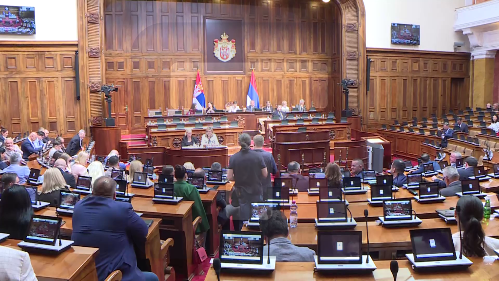 Poslanici nastavili raspravu po amandmanima na Predlog zakona o presađivanju organa