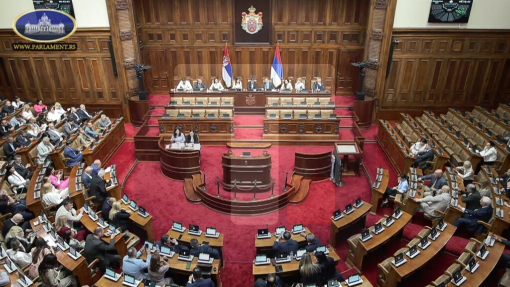 U Skupštini Srbije počelo glasanje o svim tačkama dnevnog reda vanrednog zasedanja