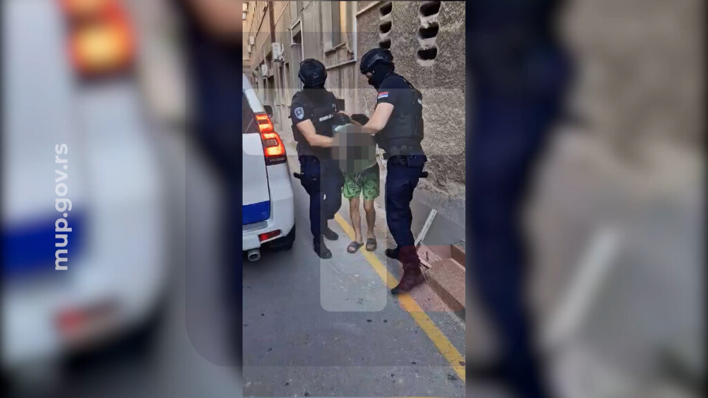 Uhapšene tri osobe zbog sumnje da su aktivirali i bacili ručnu bombu na jednu porodičnu kuću na Novom Beogradu