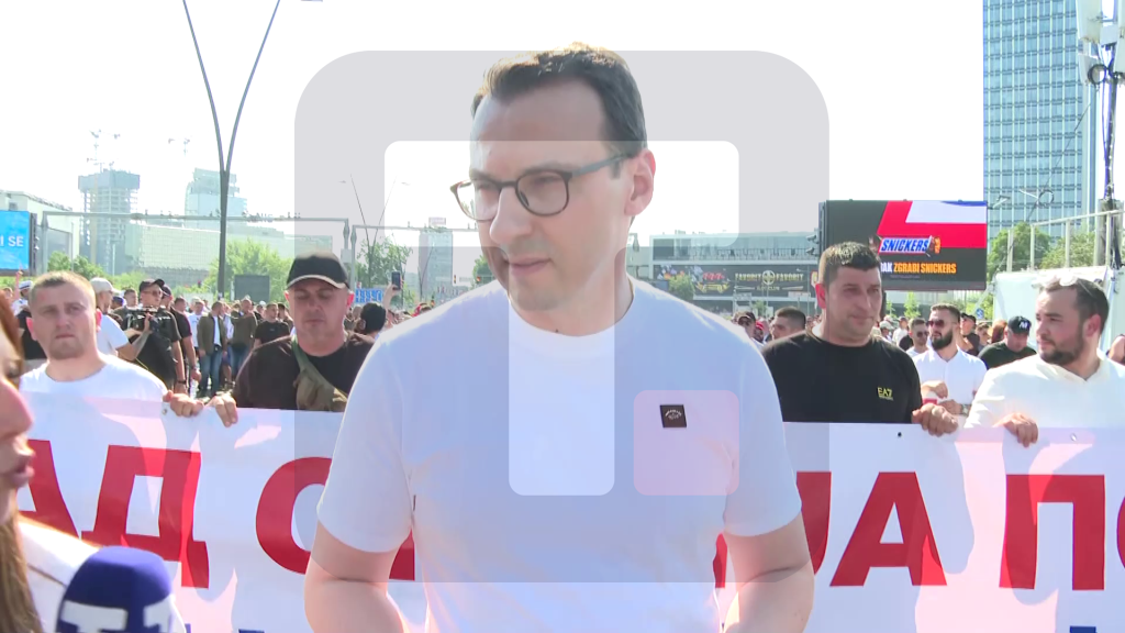 Petković: Više od 5.000 Srba iz svih krajeva KiM došlo u BG da podrži predsednika SRB