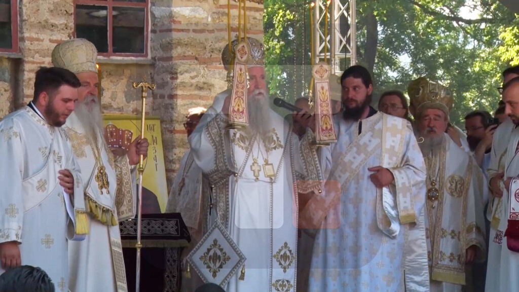 Mitropolit Joanikije iz Gračanice: Srpski narod na Kosovu i Metohiji na ''velikom raspeću''