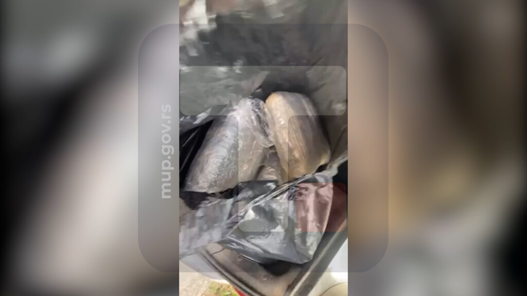 Policija u Barajevu uhapsila Beograđanina kod kog je pronašla 10 kilograma droge
