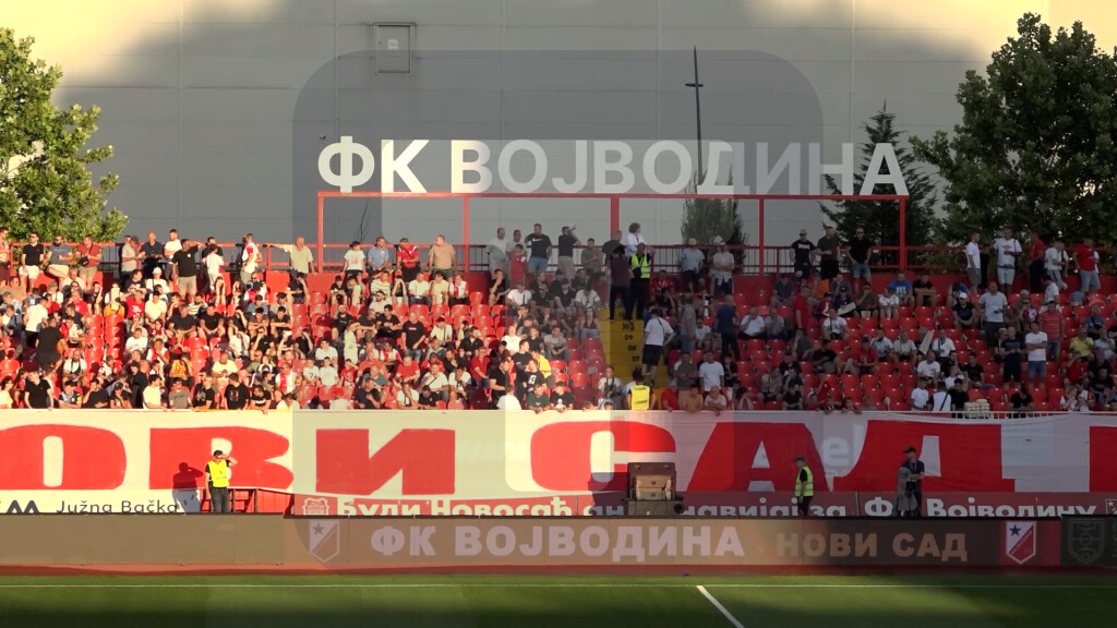 Okupljanje navijača pred početak utakmice Vojvodina - Ferencvaroš
