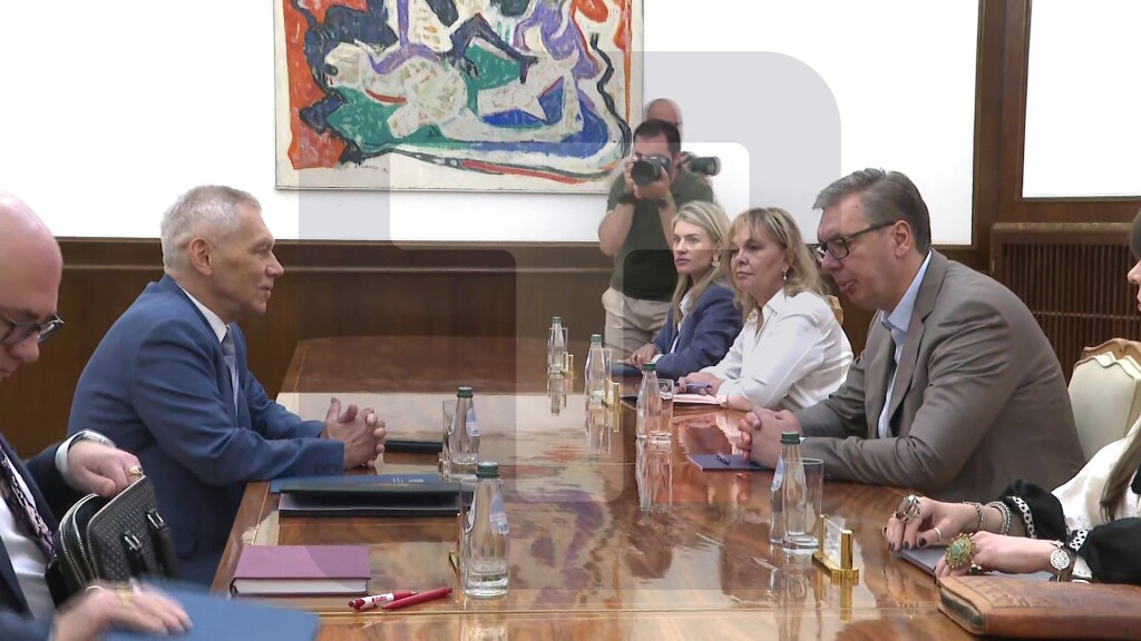 Vučić se sastao sa ambasadorom Rusije Bocan-Harčenkom