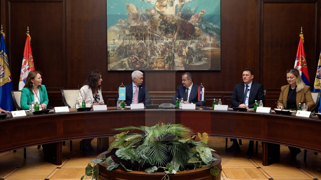 Dačić sa ambasadorom Kazahstana o odnosima i saradnji dve zemlje