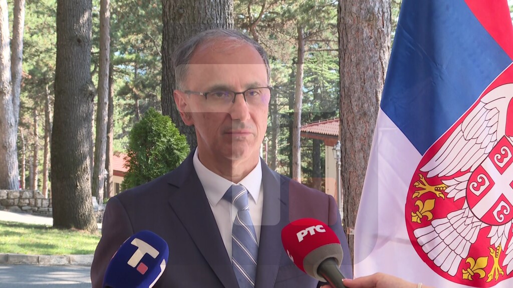 Macut: Srbija i S. Makedonija nastavljaju uspešnu saradnju i kapitalne projekte