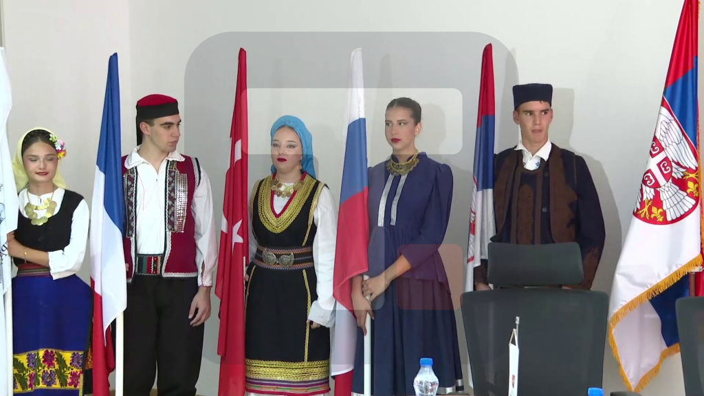 Više od 1.000 mališana nastupa na Dečjem festivalu folklora "Licidersko srce"