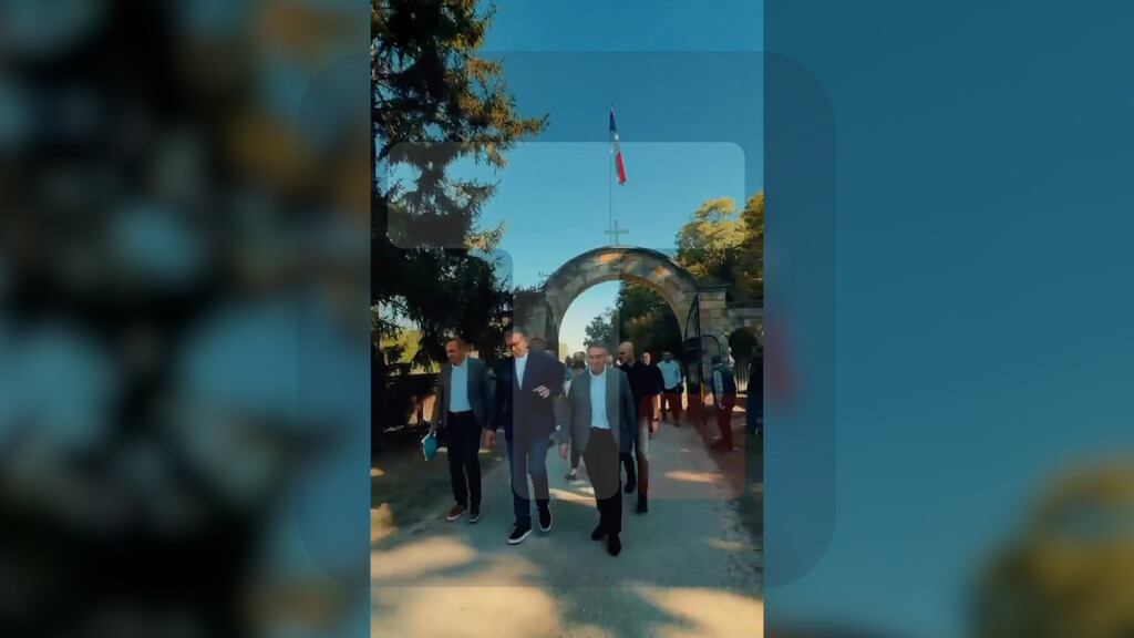 Vučić obišao Miljkov manastir u Gložanu: Naše svetinje čuvaju pamćenje naroda