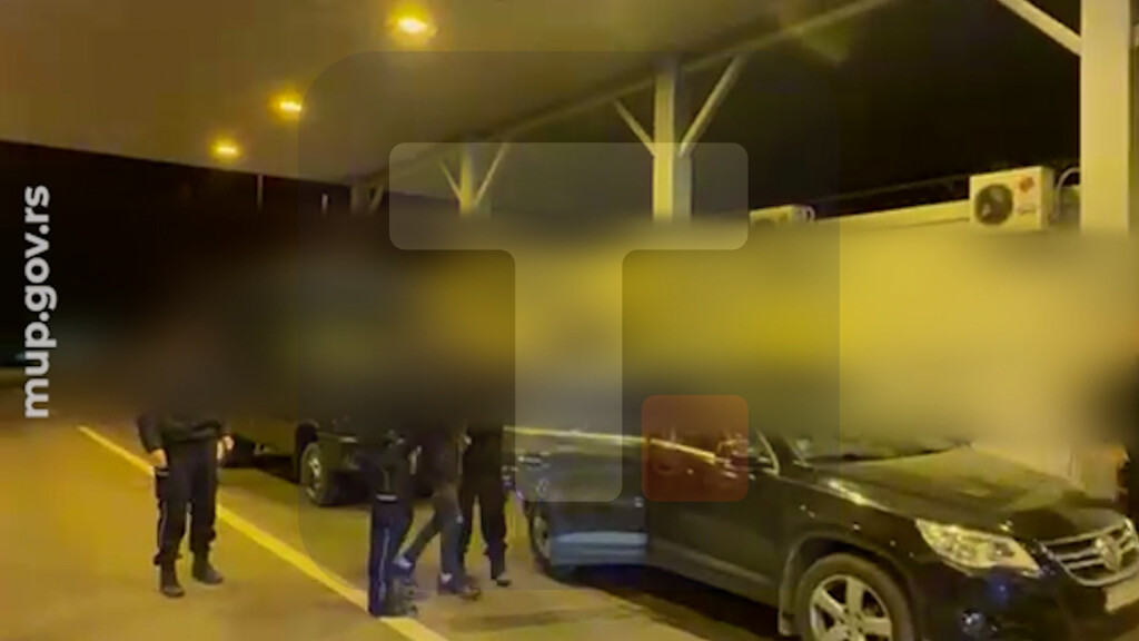Policija kod Tutina pronašla drogu i eksploziv, uhapšene dve osobe