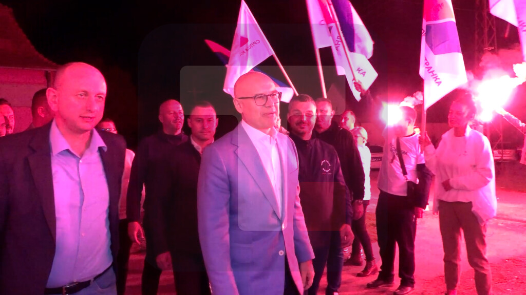 Vučević u Savinom Selu: Ne smemo da se igramo sa sudbinom Vojvodine