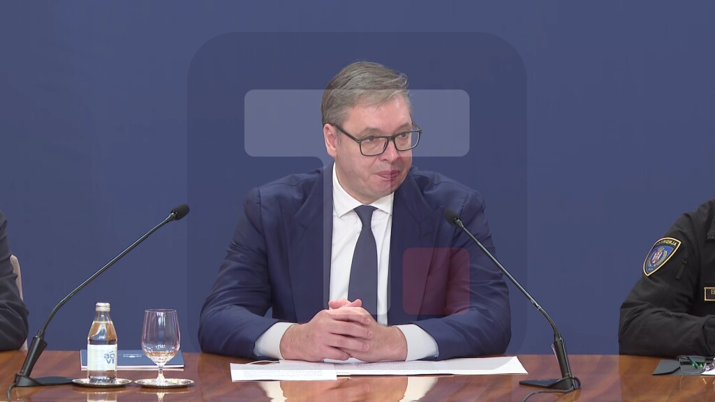 Vučić: Užasan teroristički napad ispred Narodne skupštine