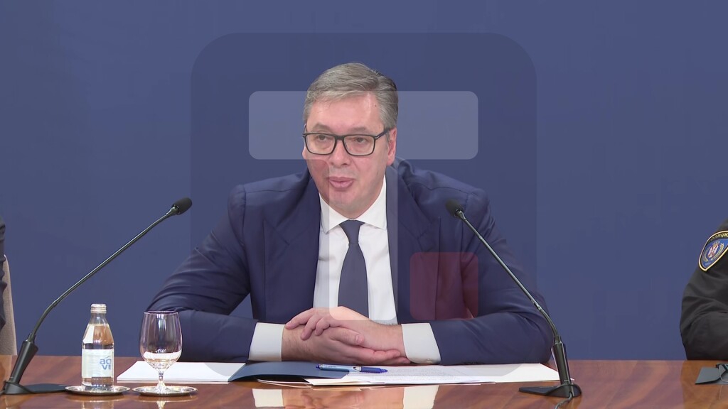 Vučić: Pozivam sve u Srbiji da ovo shvate kao poslednji incident, pametniji uvek popušta
