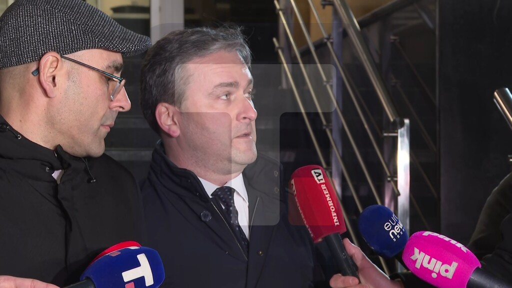 Selaković posle saslušanja: JTOK uzurpirao deo državnog sistema; advokat tražio obustav