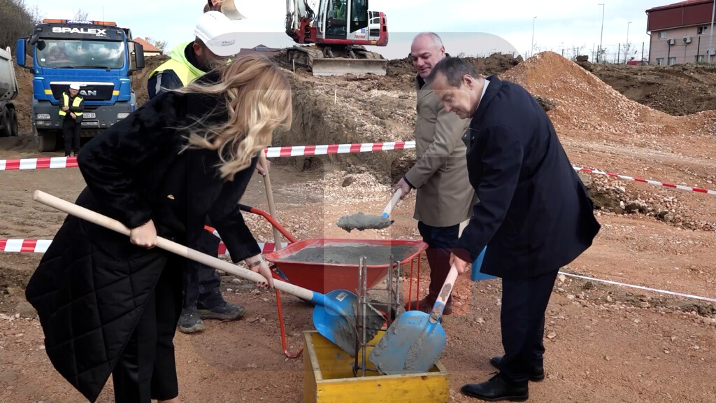 Dačić položio kamen temeljac za novu zgradu Policijske stanice u Lazarevcu