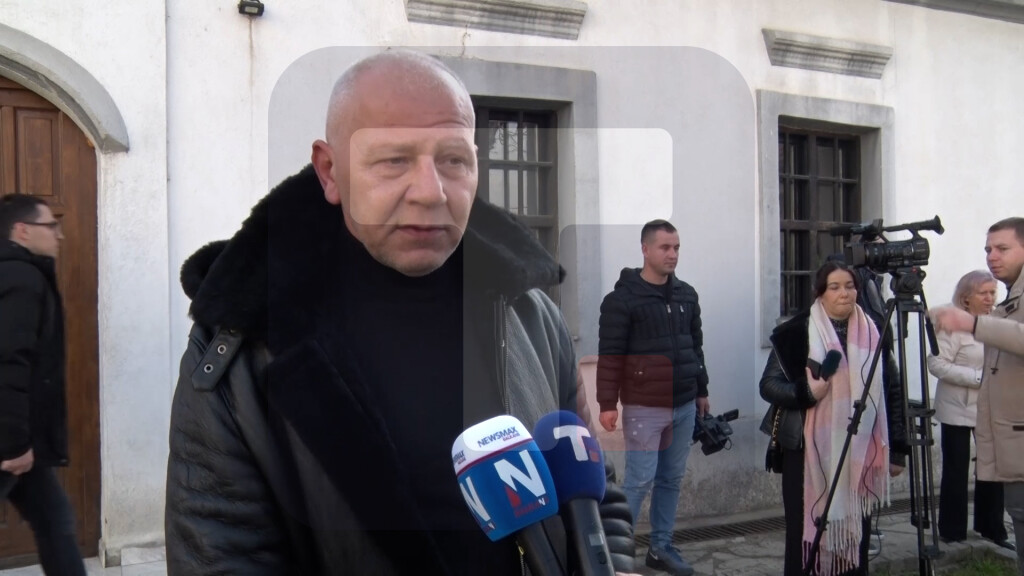 Čolić: Ovde smo u crkvi Svetog Nikole gde trebamo da sačuvamo svoju tradiciju