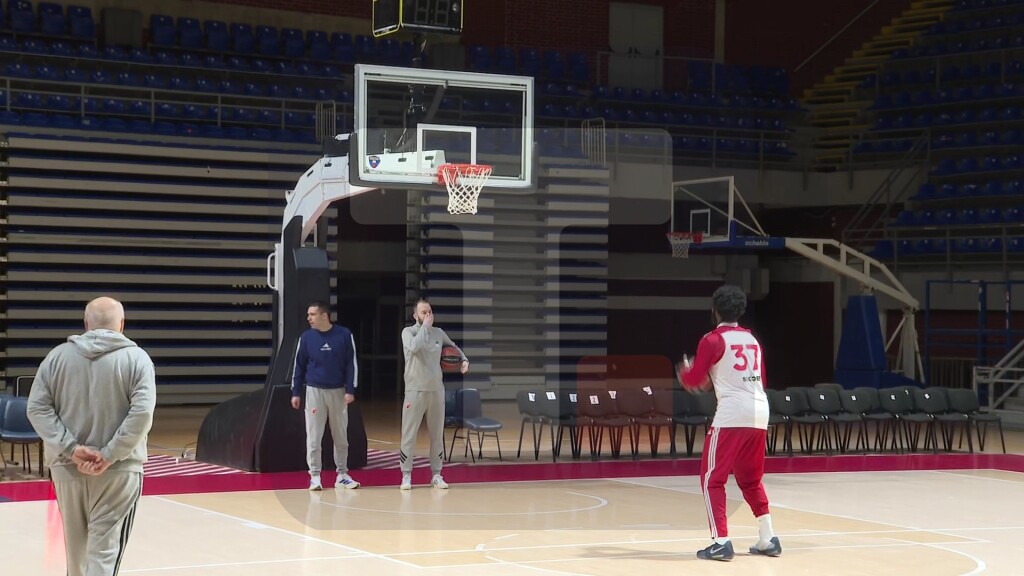 Otvoreni trening KK Crvena zvezda uoči utakmice protiv Pariza u Evroligi