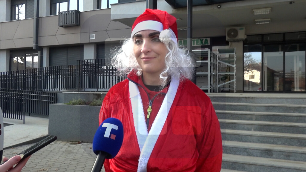 Mišić: Petvaramo se u Deda Mrazeve kako bismo deci u bolnicama vratili osmeh na lice