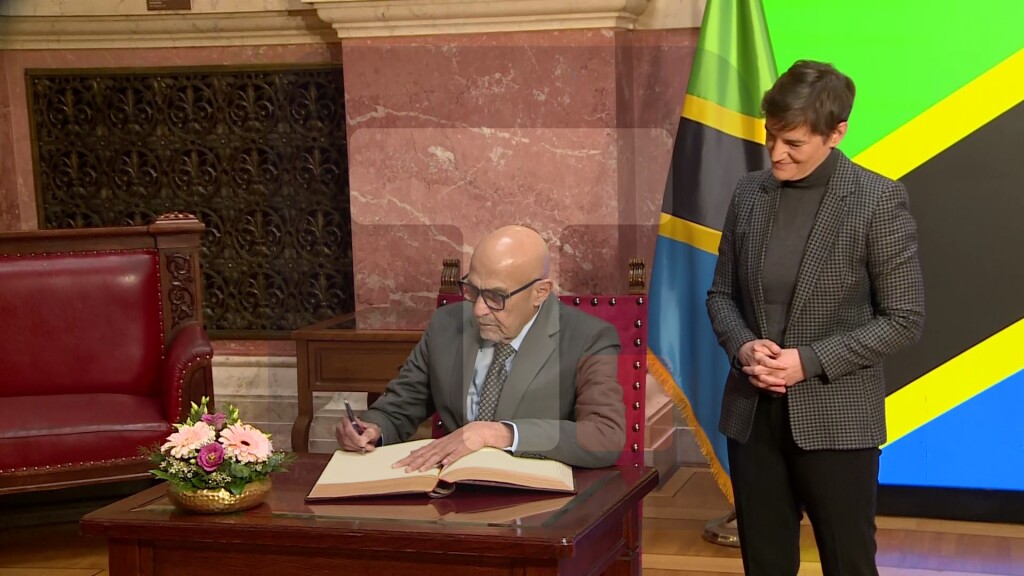 Predsednik Narodne skupštine Tanzanije upisao se u knjigu gostiju Skupštine Srbije