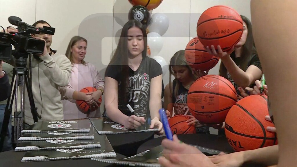 Promocija kalendara ŽKK Partizan