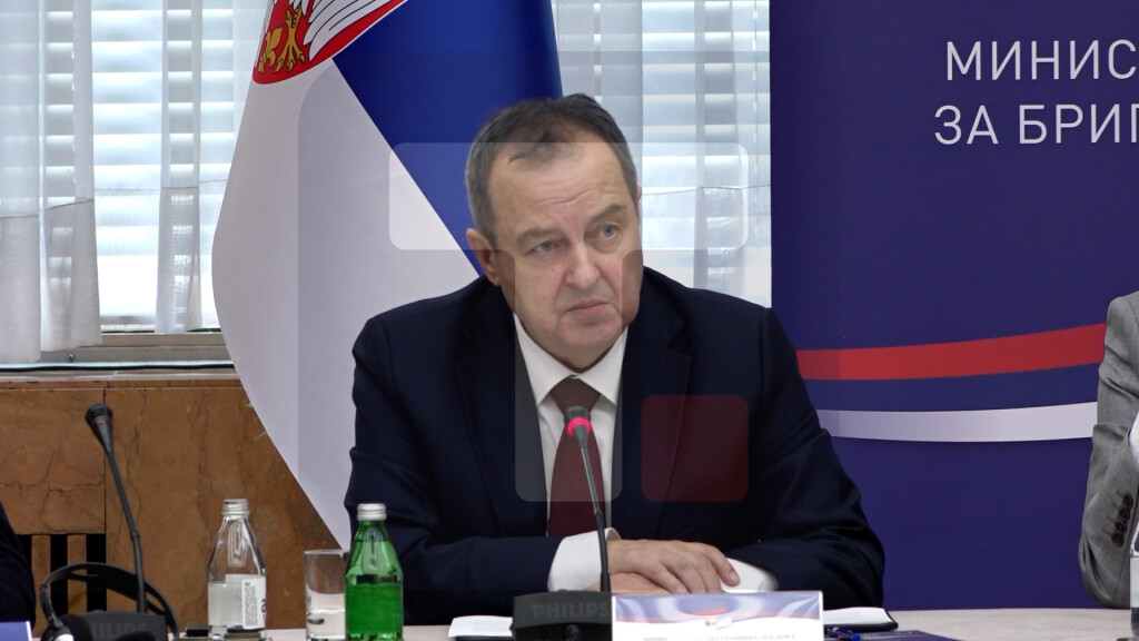 Dačić: Dobrovoljna vatrogasna društva u prethodnoj godini učestvovala u 3000 intervencija