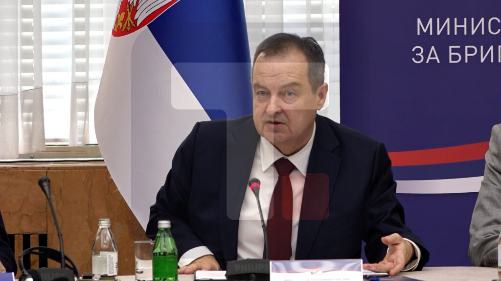 Dačić: Dobrovoljna vatrogasna društva u prethodnoj godini učestvovala u 3000 intervencija