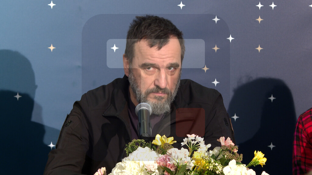 Jezdić: "Profesionalac“će biti pre svega emotivna predstava