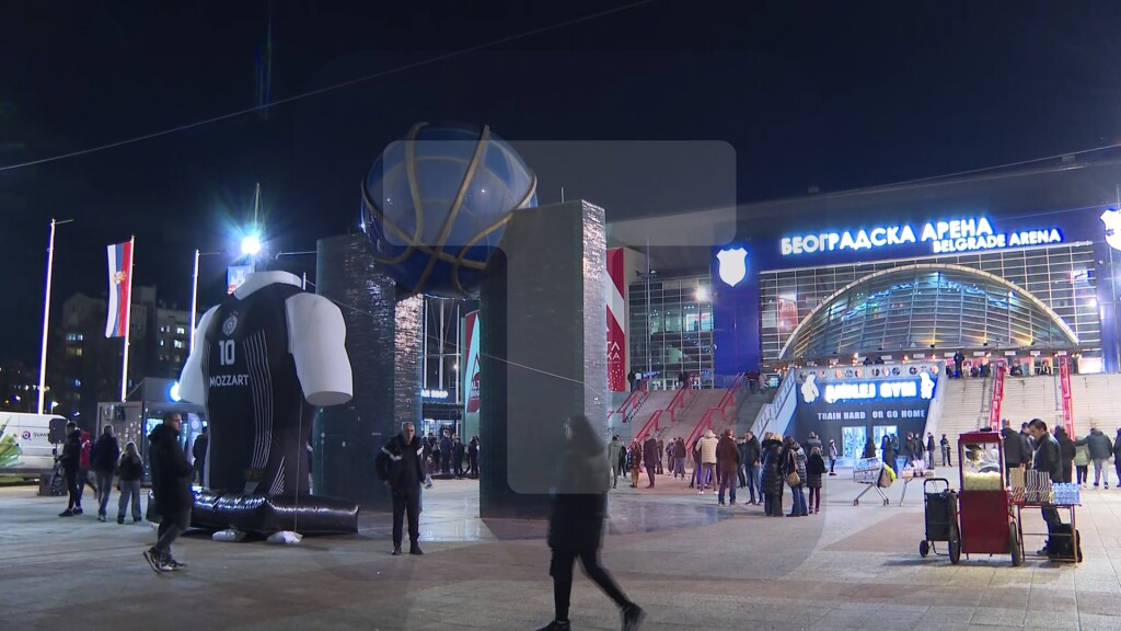 Okupljanje navijača pred utakmicu Partizan – Real