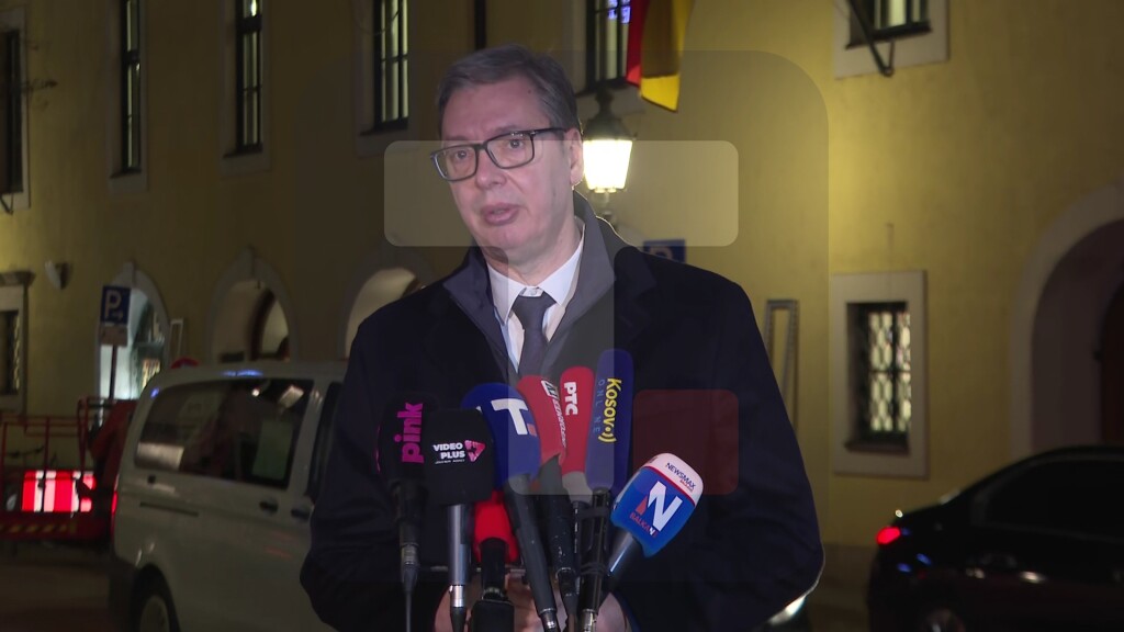 Vučić: Potrebno da revnosno i uz mnogo detalja pratimo situaciju u svetu