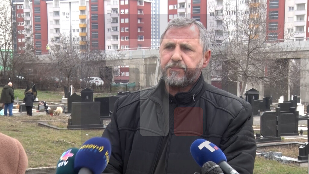 Otac Staniša: Obilazite svoje pokojnike, upalite sveću u danima kada su zadušnice