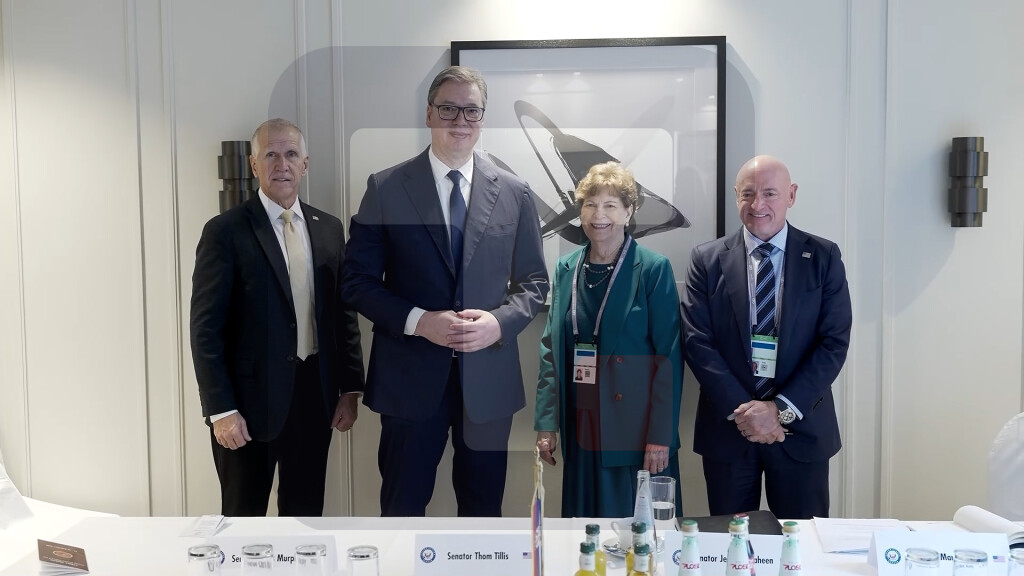 Vučić se sastao u Minhenu sa delegacijom američkih senatora