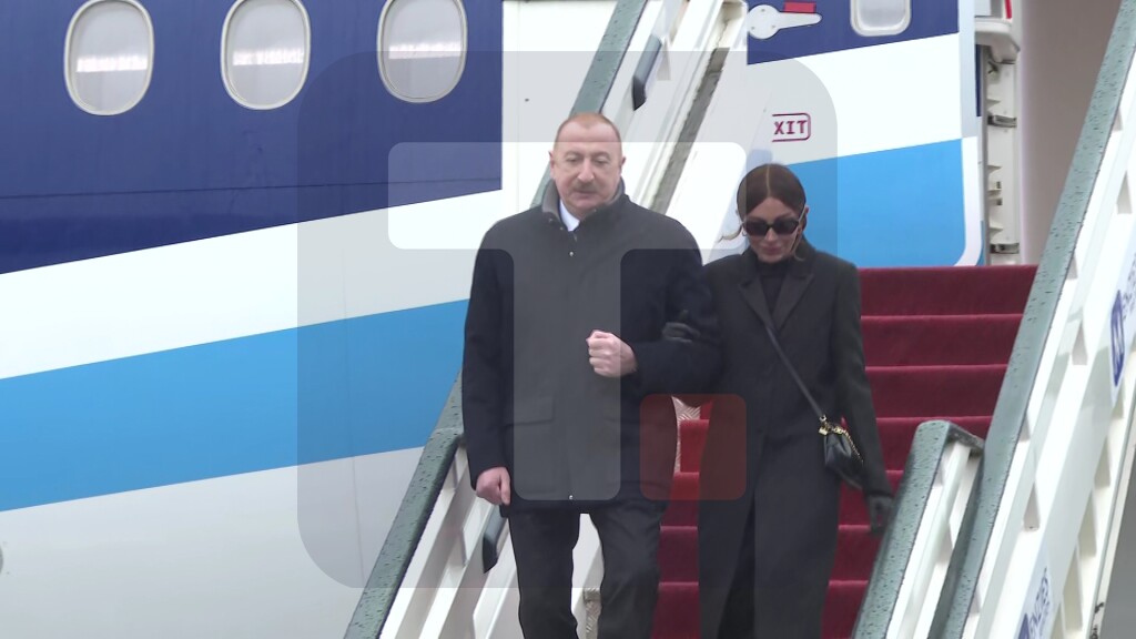 Predsednik Alijev stigao u posetu Srbiji, dočekao ga Vučić