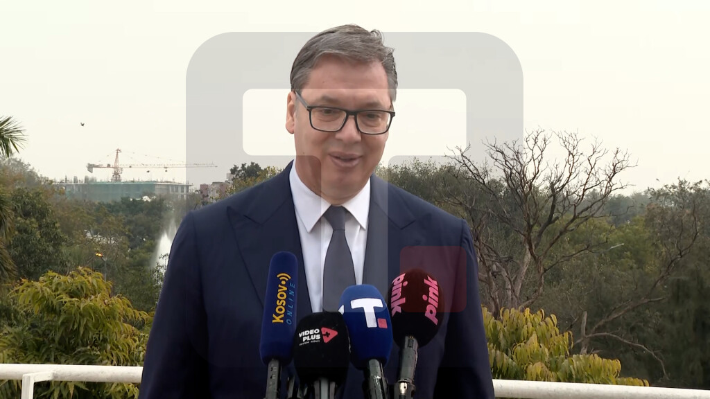 Vučić: Treći superkompijuter stiže do kraja godine, nadam se do marta