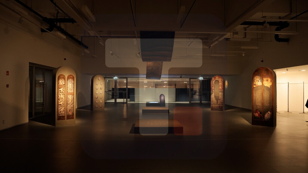 Izložba o manastirima na AP KiM u Budimpešti