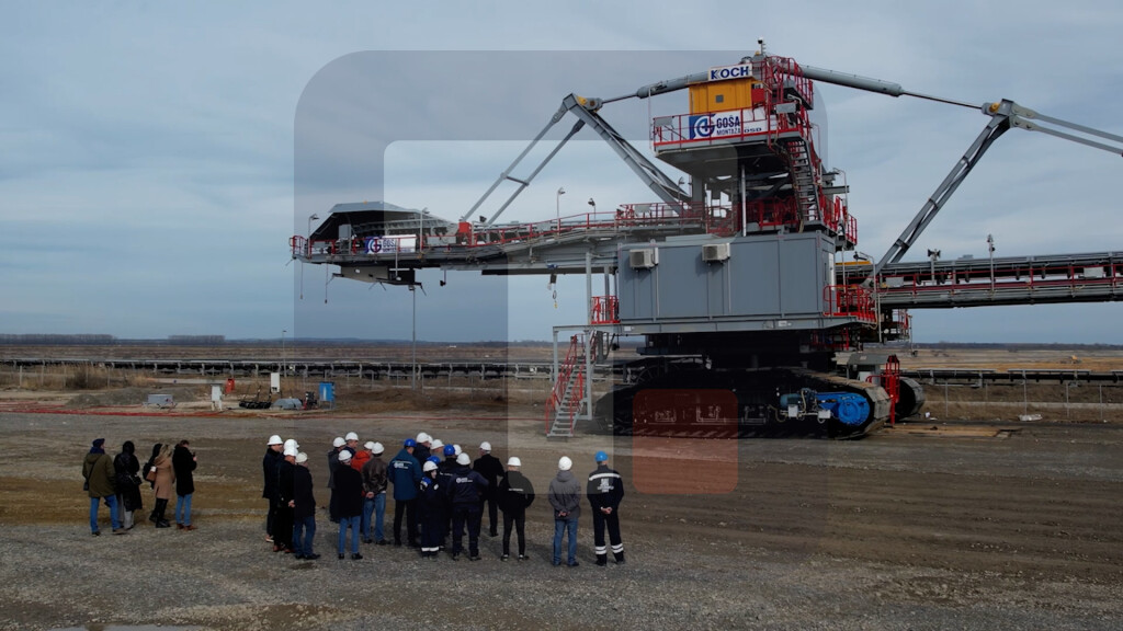 Živković obišao završetak montaže bandvagena