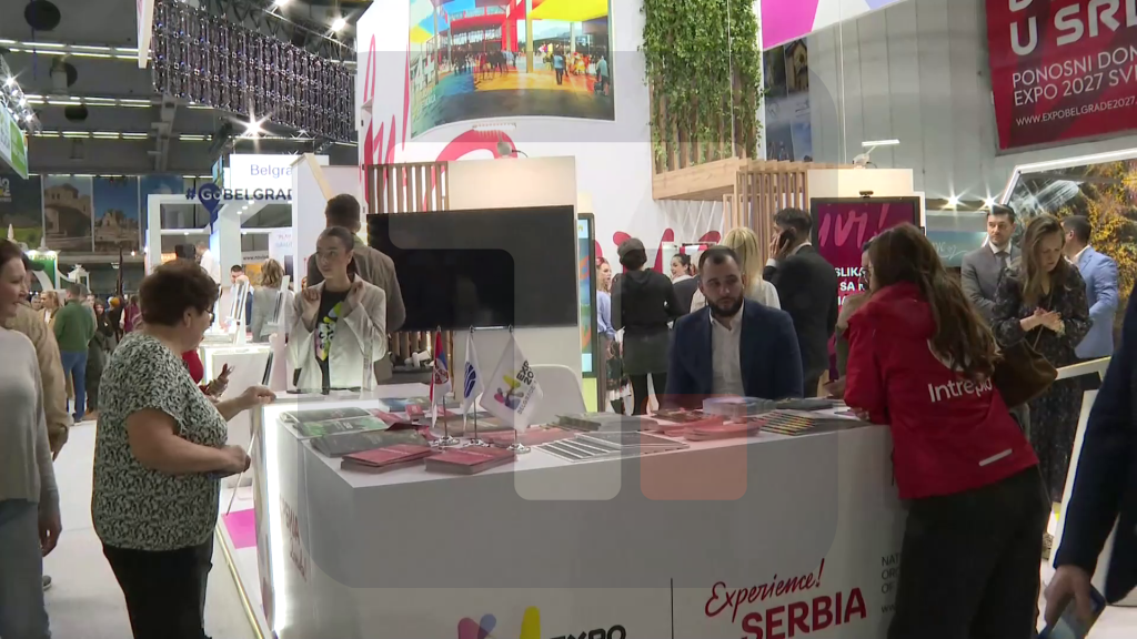 Dve nove publikacije TOS-a o gradovima i selima u SRB predstavljene na Sajmu turizma