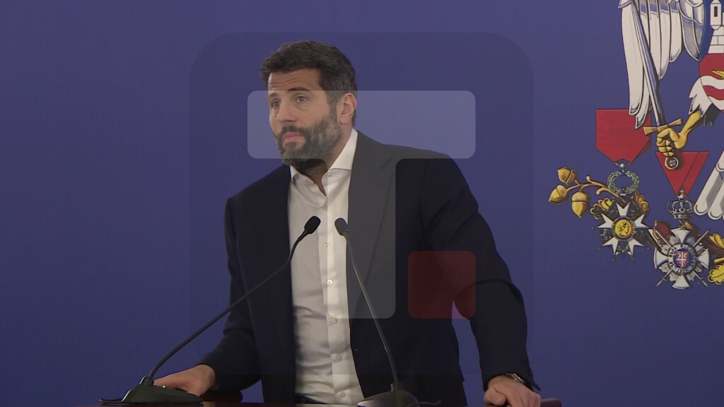 Šapić: U subotu u noć biće postavljen sat na Trgu Republike