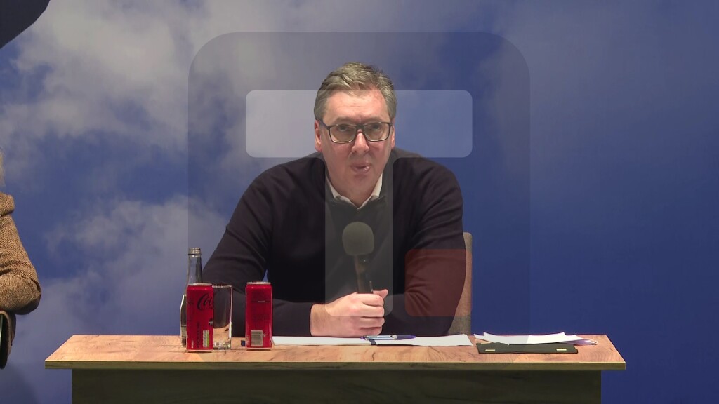 Vučić: Smanjićemo liste čekanja za vrtiće u Boru
