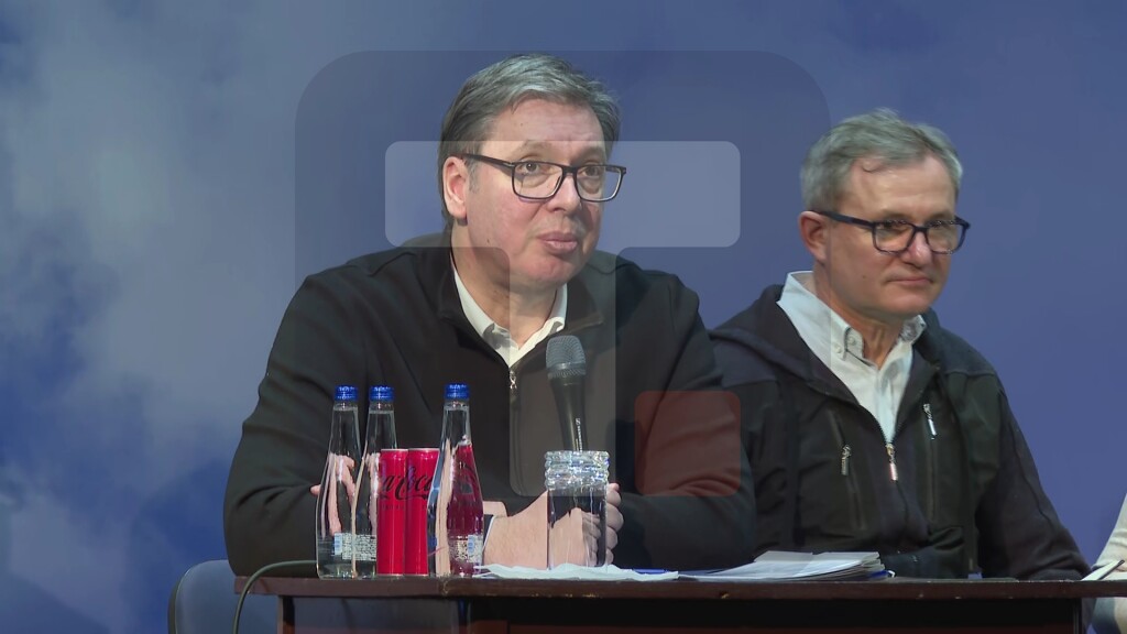 Vučić: Nastavlja se finansiranje puta Golubac–Brza Palanka