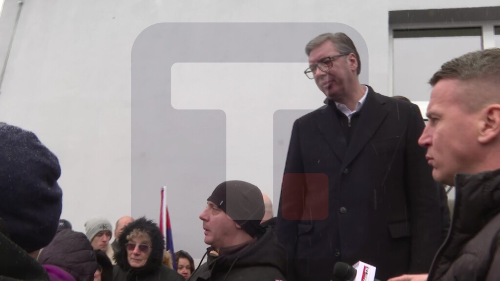 Vučić sa meštanima sela Sastavak