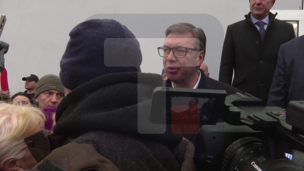 Vučić sa meštanima sela Sastavak