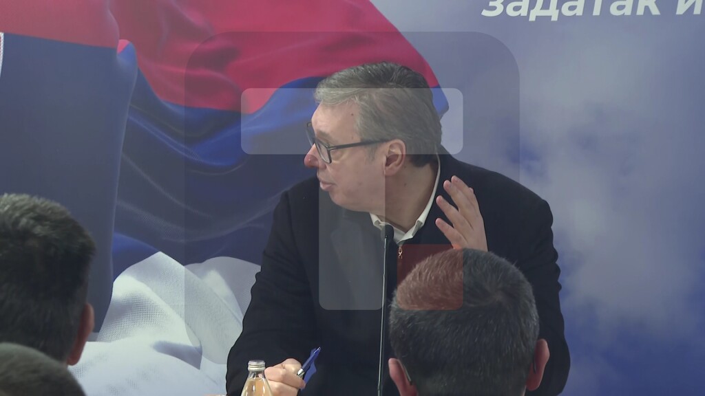 Vučić: Razgovor sa ljudima je neophodan za napredak