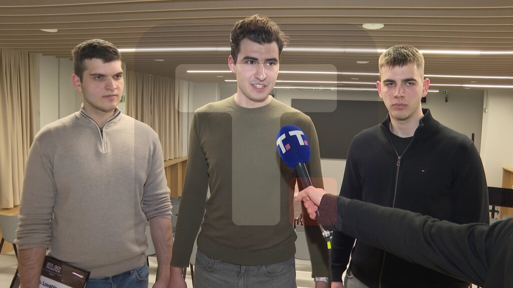 Novaković: Svidelo nam se kako su nas mentorisali i verujem da je ovo najbolje mesto za izradu nečega takvog