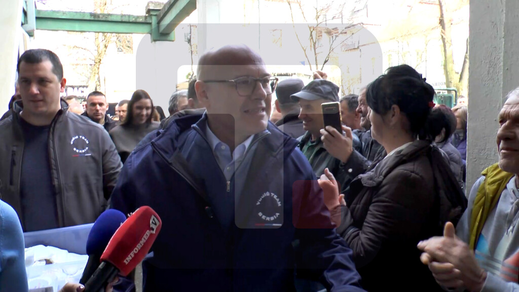 Vučević potpisao podršku listi Srpska napredna stranka na lokalnim izborima