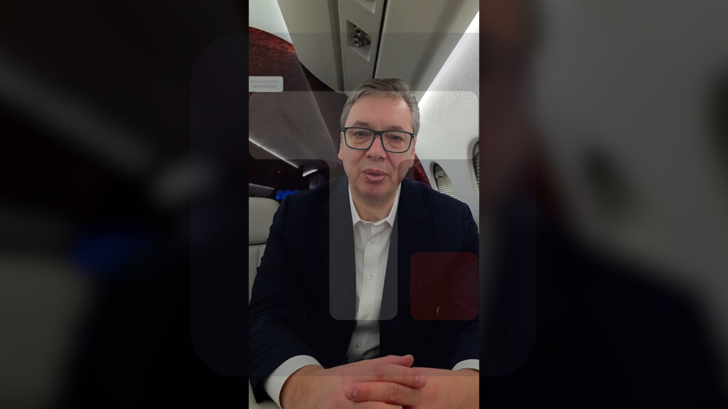 Predsednik Vučić u avionu za Kazahstan, posetio pre puta ministra Dačića