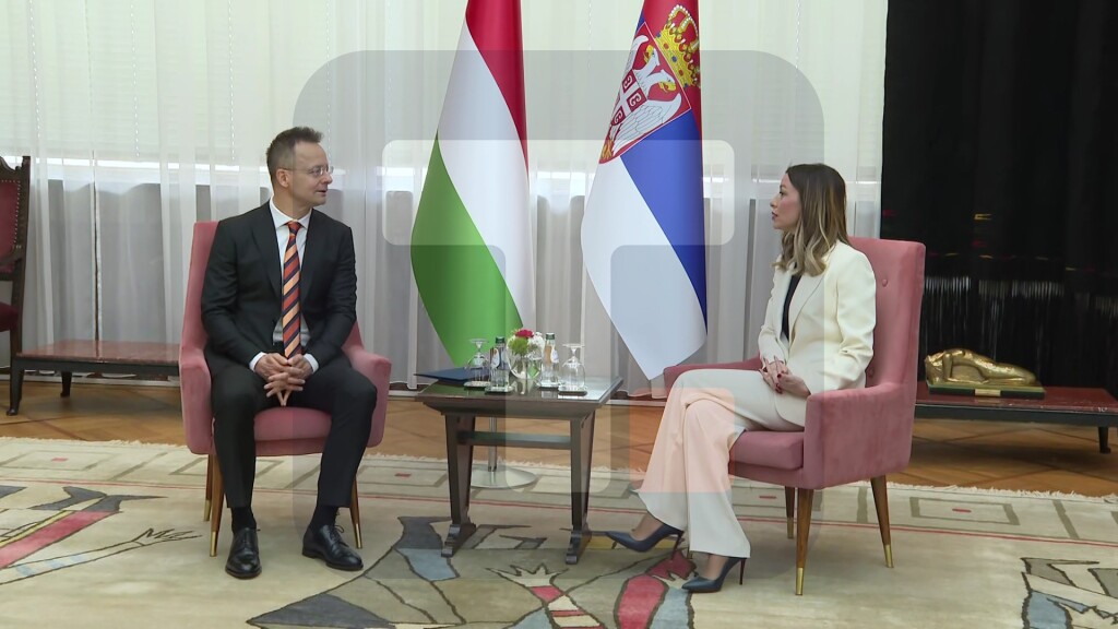 Sastanak ministarke privrede Adrijane Mesarović i Petera Sijarta