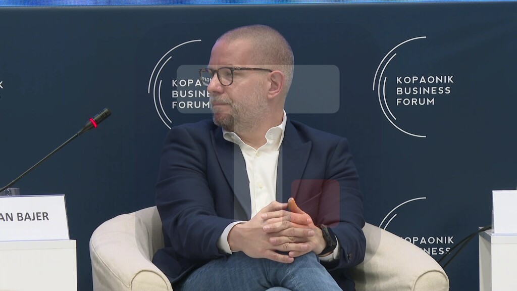 Bajer: Svi lideri moraju da razumeju kakav je AI tehnološki pomak