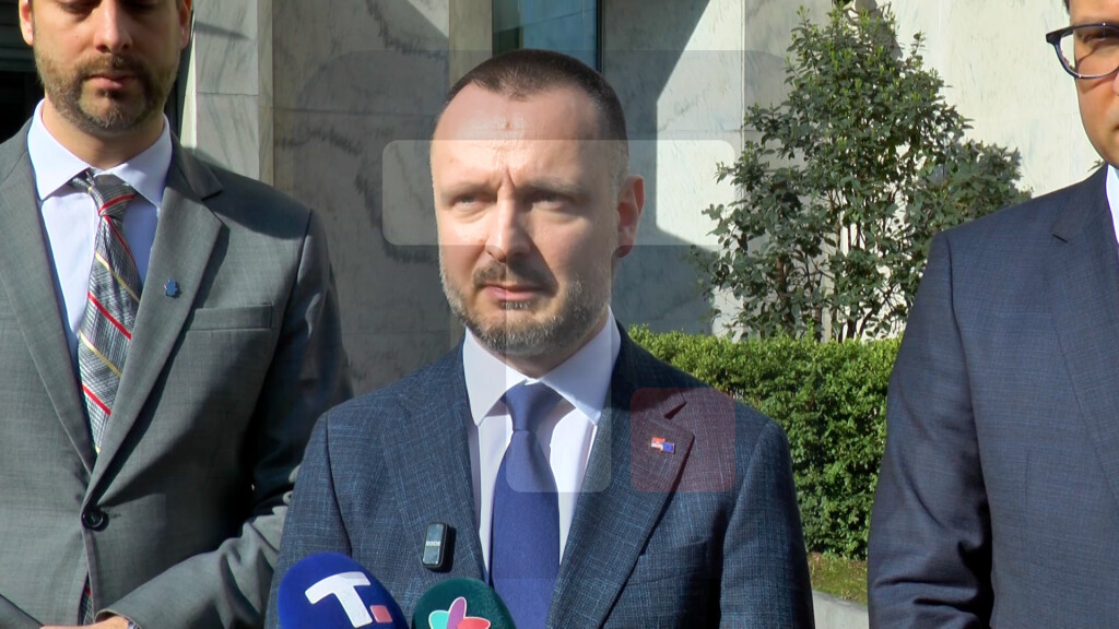 Apostolović: Ono što je važno jeste da je ovo bila živa diskusija, otvoren razgovor