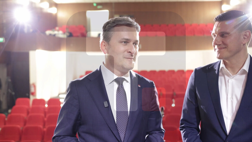 Selaković: Smederevska Palanka ima duže od veka tradiciju svoga pozorišta, ali ova scena neće služiti samo pozorištu