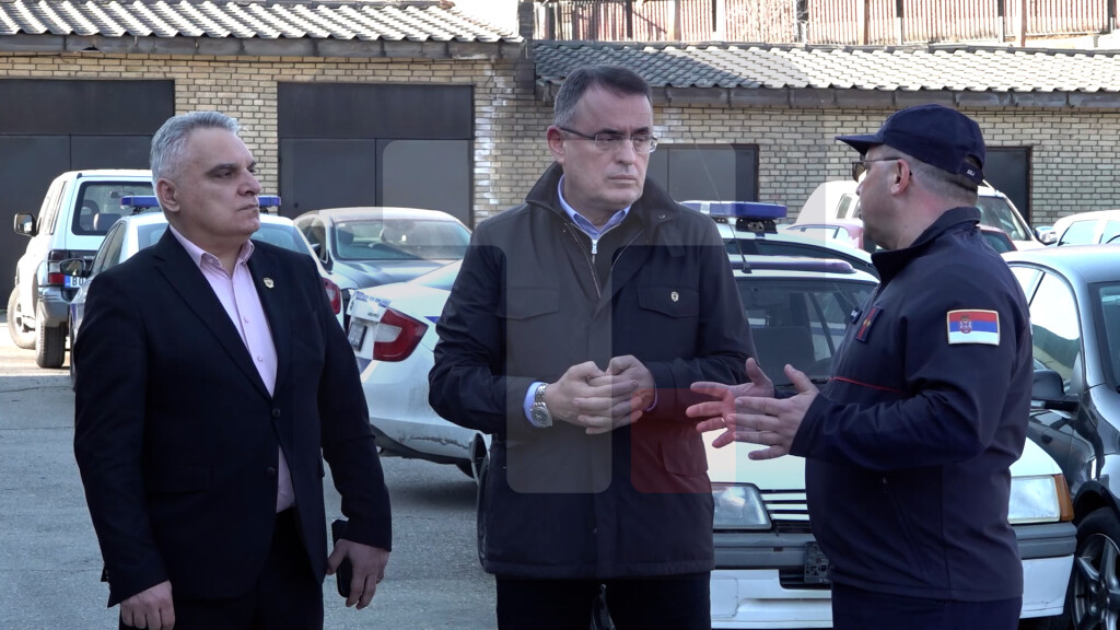 Zagrađanin posetio PU Bor, razgovarao sa rukovodiocima o rezultatima rada