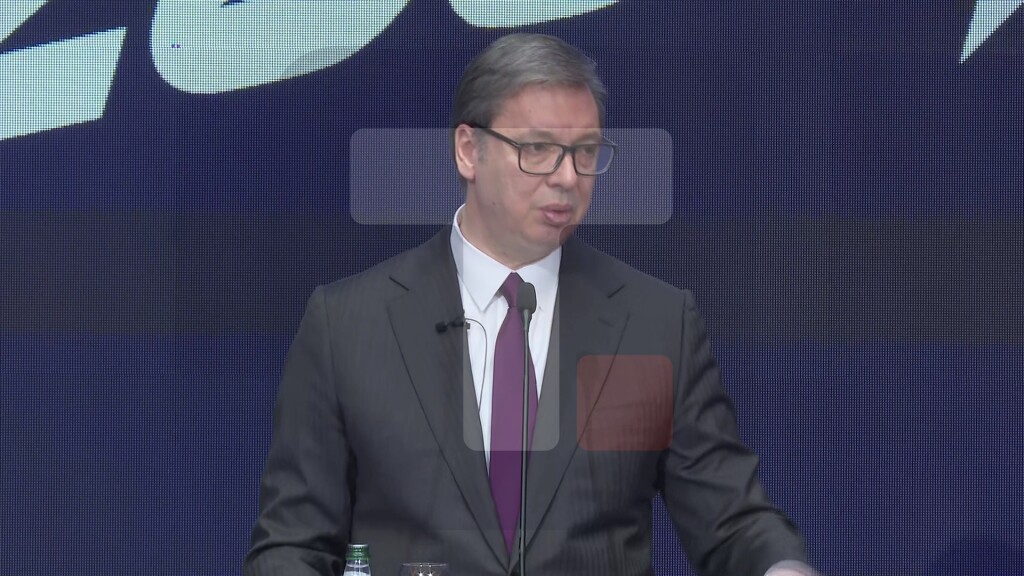 Vučić: Moramo da istrpimo provokacije iz regiona, moramo da pokažemo stabilnost i strategiju